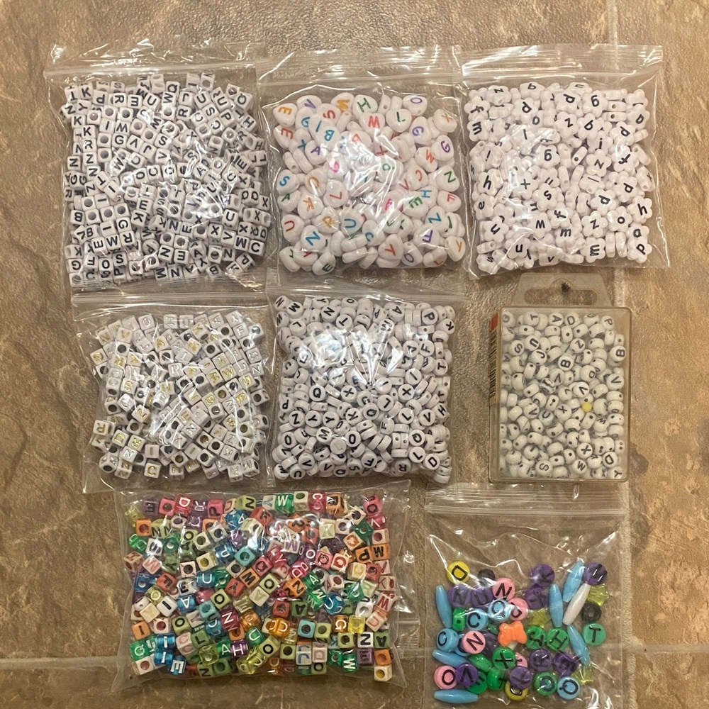 Assorted Craft Beads - Picture 2 of 9